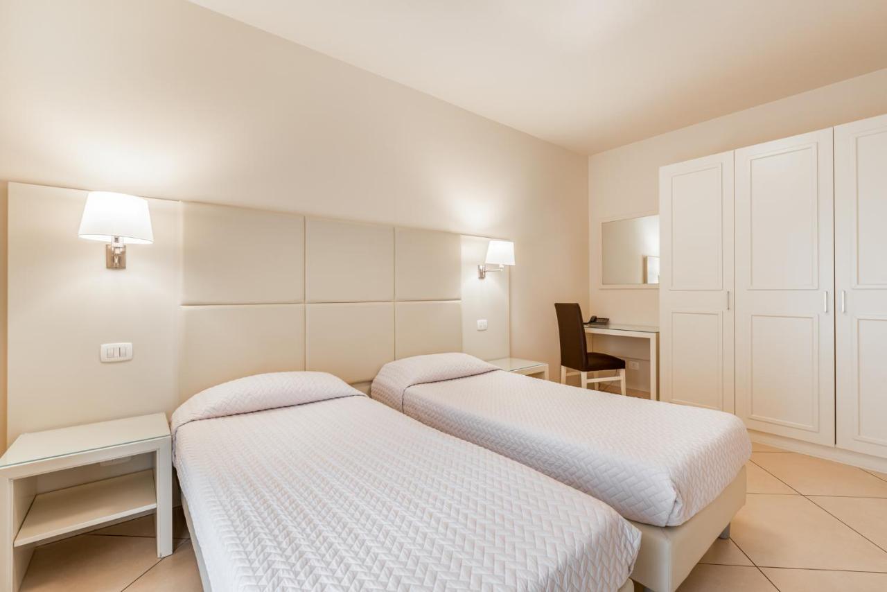 & Exclusive Hotel 3*
